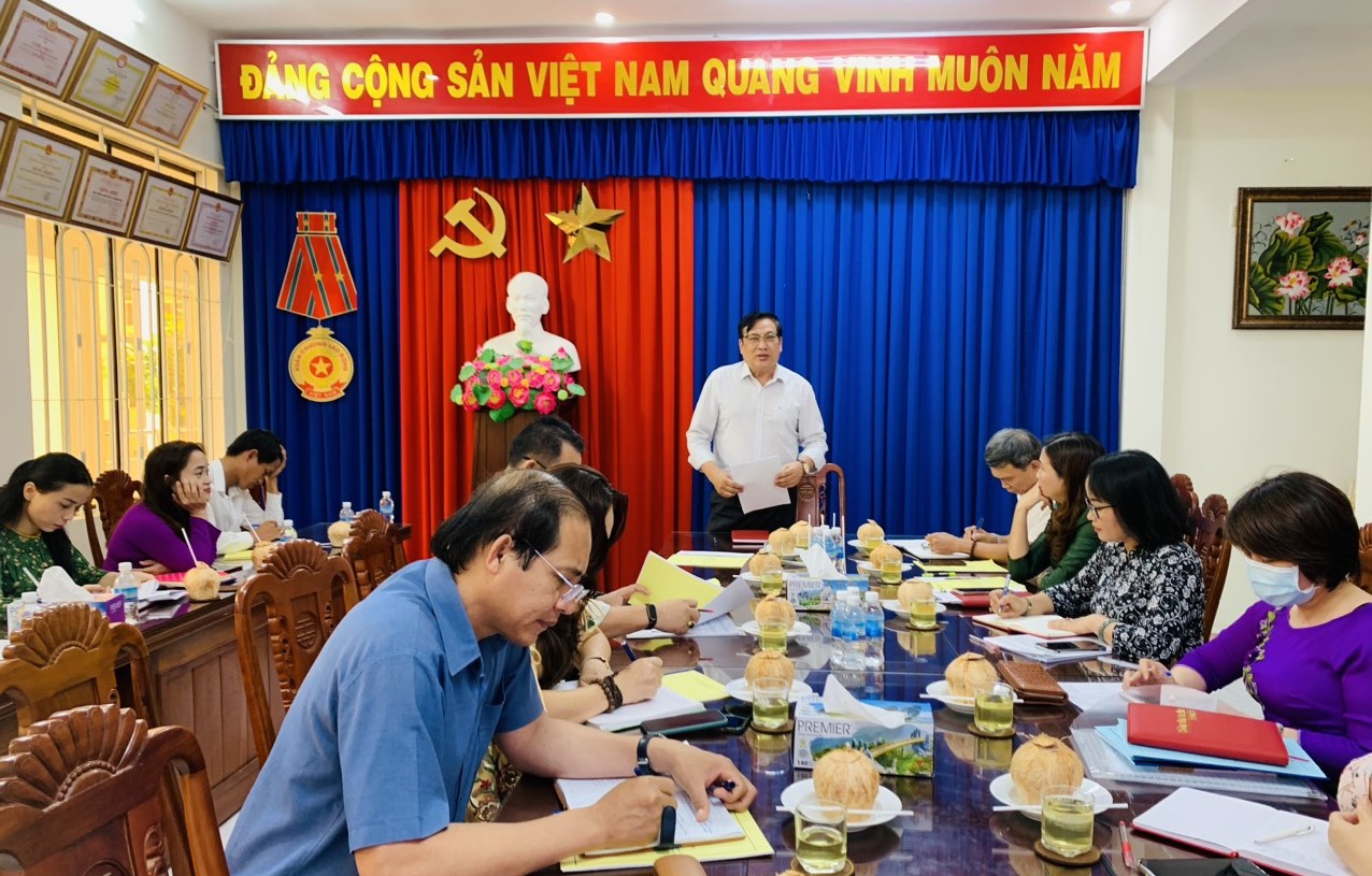 Cán bộ, công chức Ban Tuyên giáo Tỉnh ủy Khánh Hòa phát huy giá trị văn hóa, sức mạnh con người Việt Nam gắn với tinh thần đổi mới, sáng tạo, ý chí tự lực, tự cường và khát vọng vươn lên khắc phục khó khăn, hoàn thành tốt các nhiệm vụ được giao